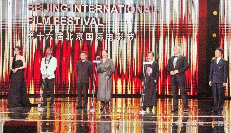 第十六届北京国际电影节开幕，尹力、张政、张宏森出席图片