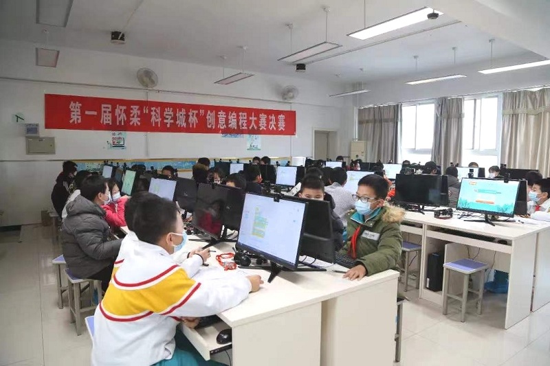 教委.jpg