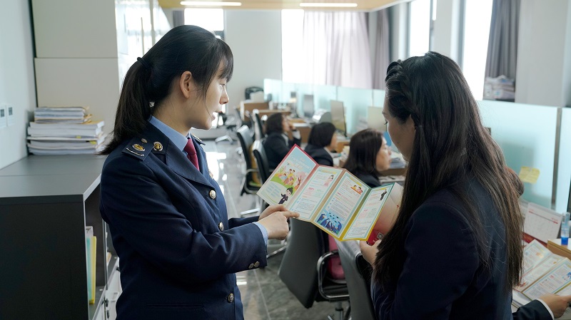 8.开展涉税中介机构上门辅导.jpg